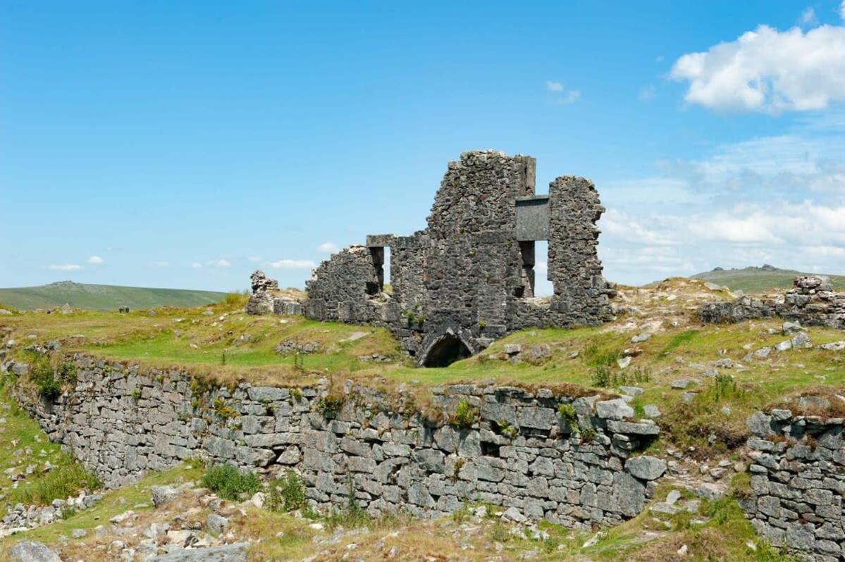 옐버턴 Dartmoor Barn On North Hessary Tor 빌라 외부 사진
