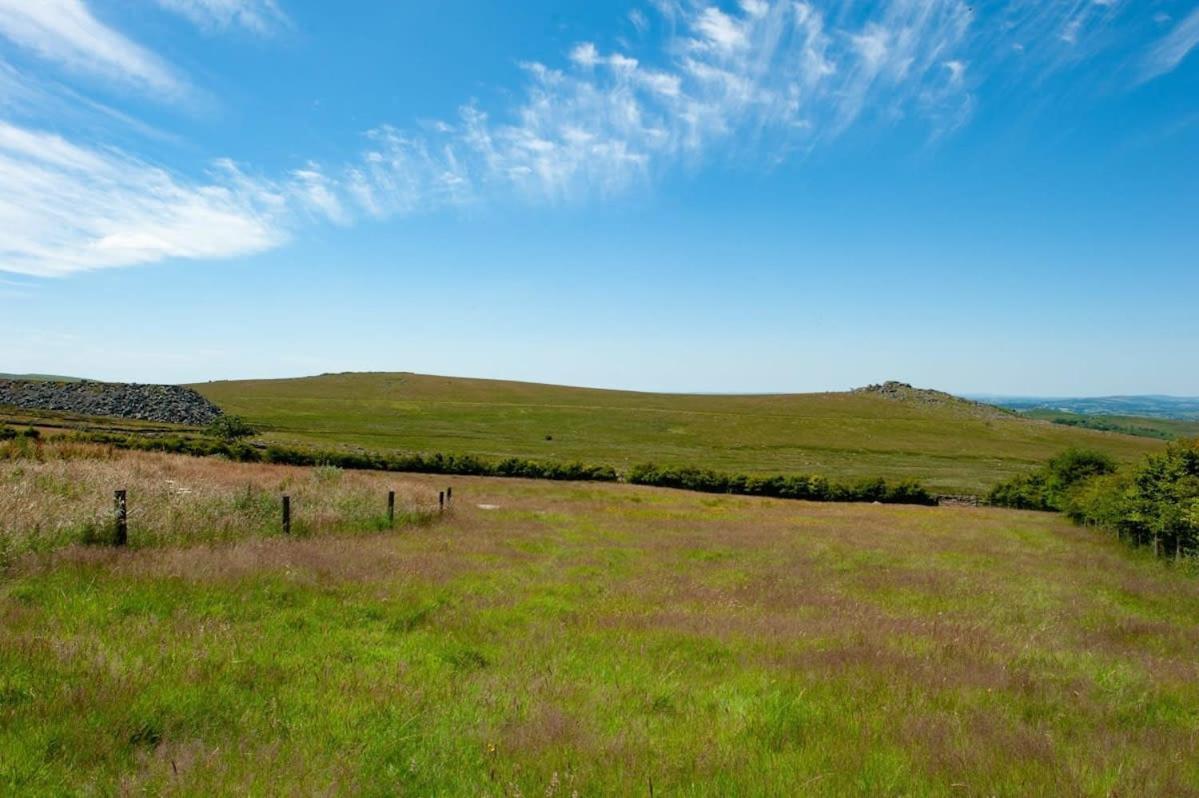 옐버턴 Dartmoor Barn On North Hessary Tor 빌라 외부 사진